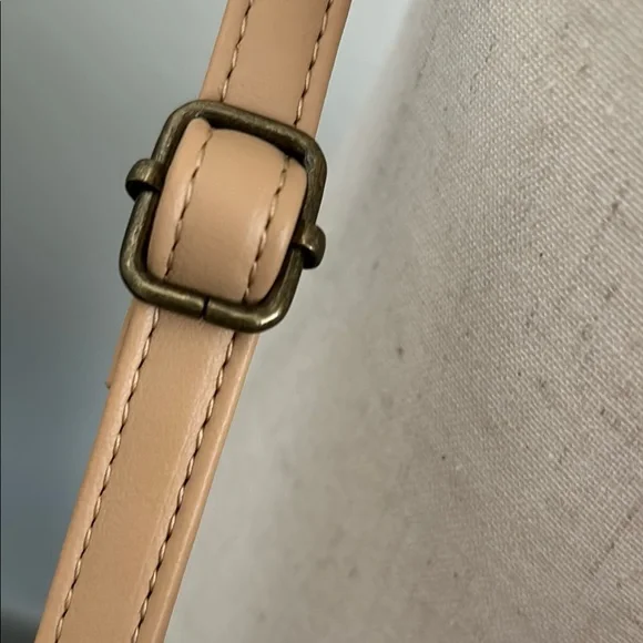 Vintage Inspired Floral Bag Detailed Embroidered Round Crossbody Final Sale - Picture 7 of 8